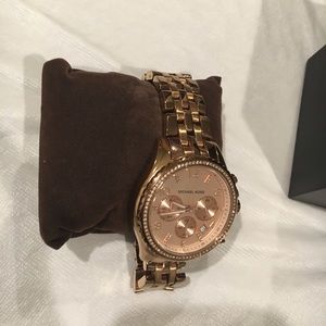 Michael Kors Oversizedchrono watch